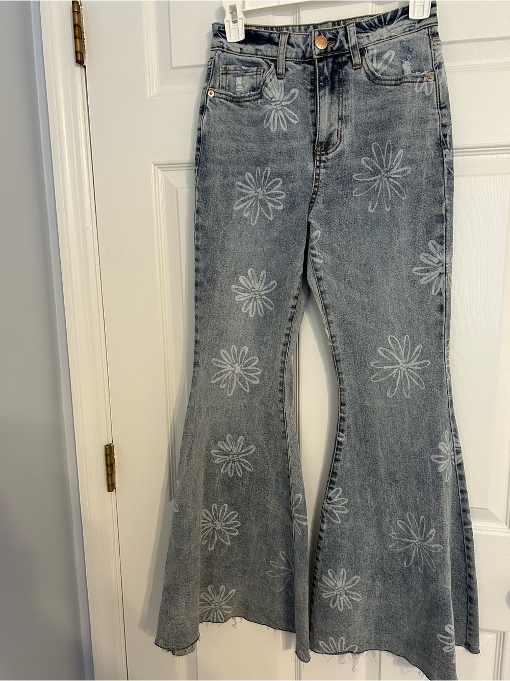 Wild Fable Mid-Wash Daisy-Print Flared Jeans - Women